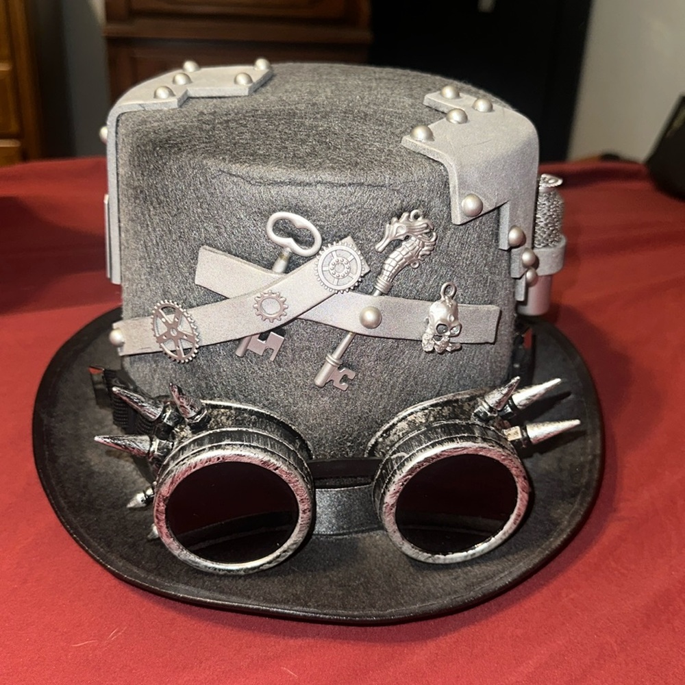 Steam punk hat and goggle costume accessories
